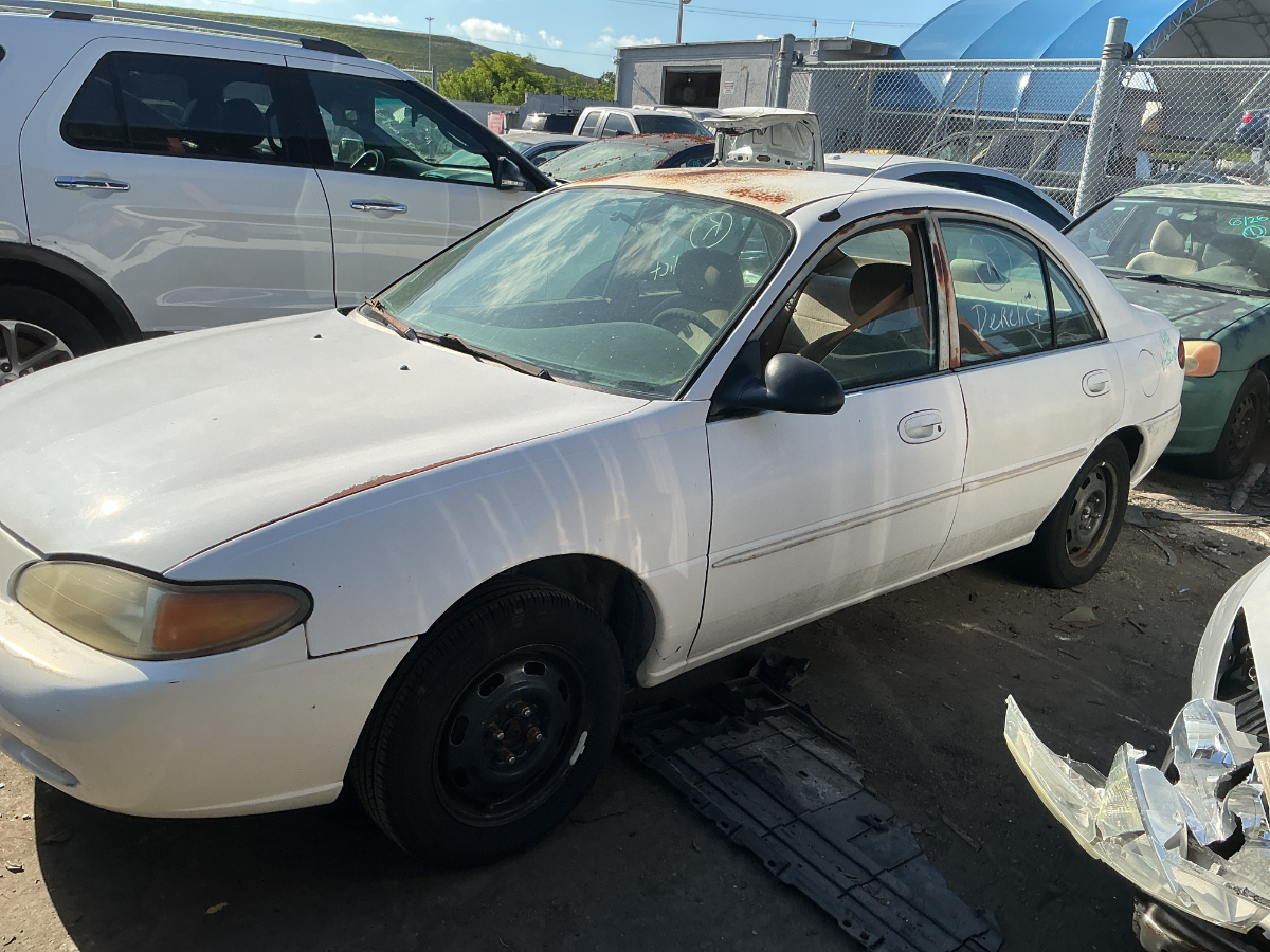 Photo of 1997 Ford Escort