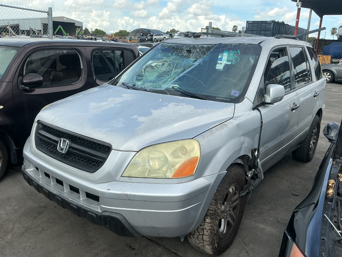 Photo of 2003 Honda Pilot