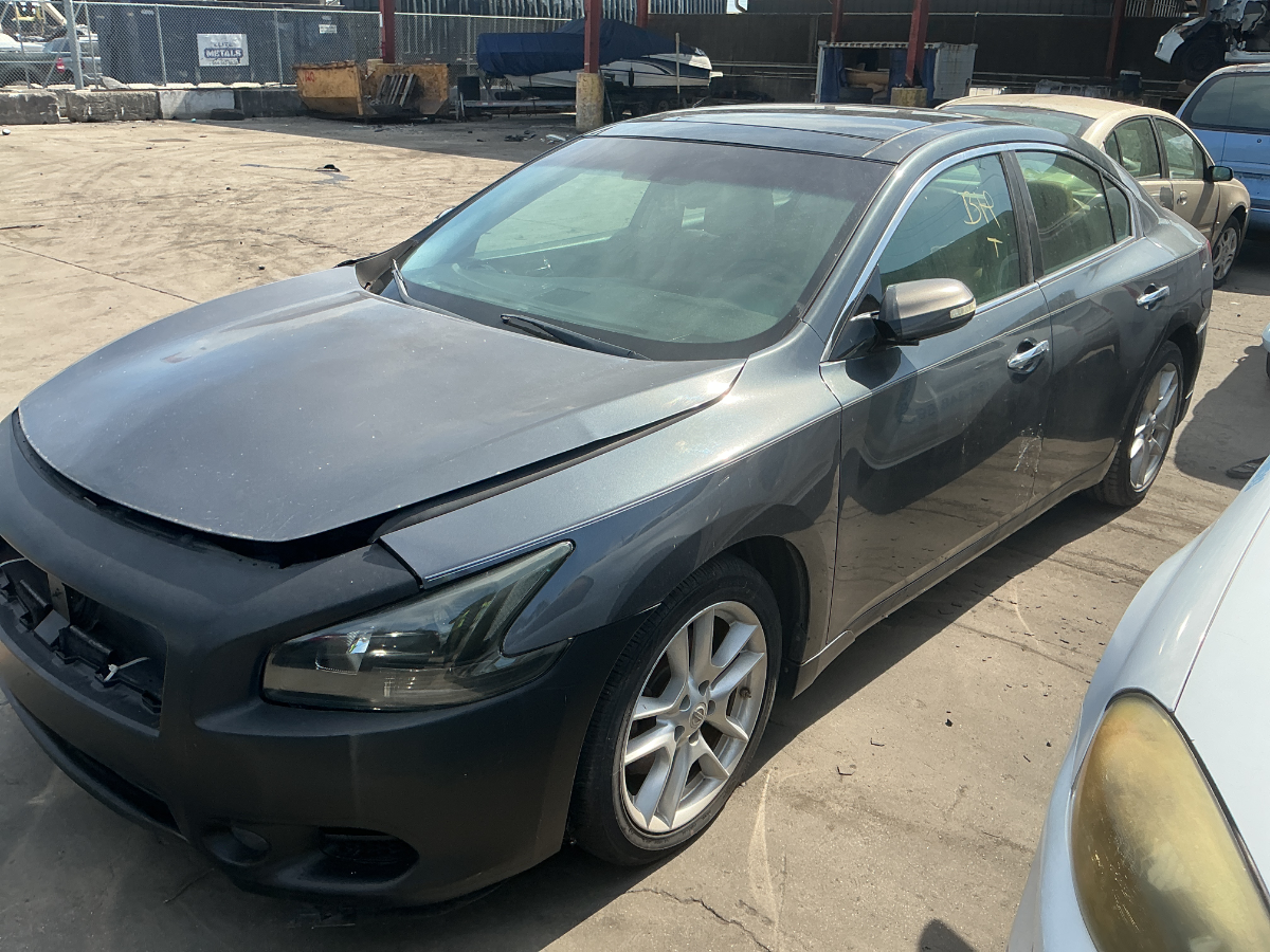 Photo of 2011 Nissan Maxima