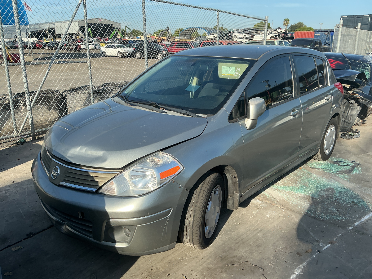 Photo of 2007 Nissan Versa