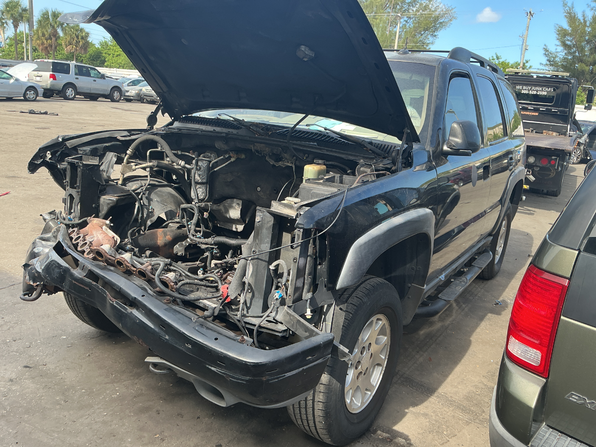Photo of 2002 Chevrolet Tahoe
