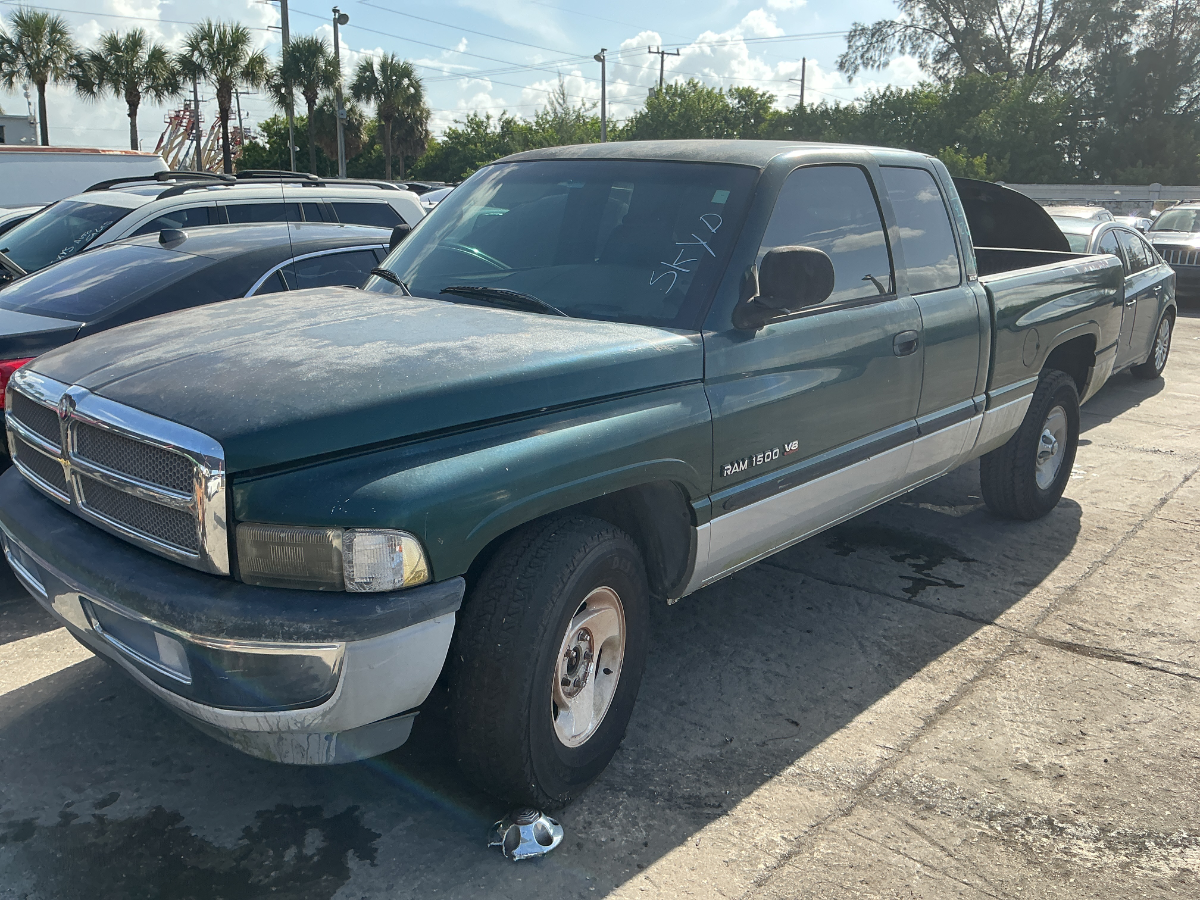 Photo of 2001 Dodge Ram Pickup