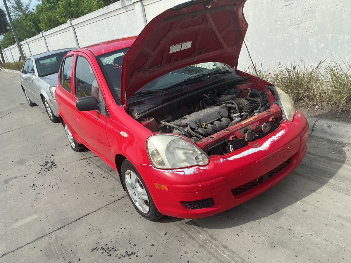 Photo of 2005 Toyota Echo