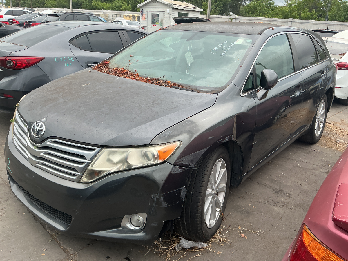 Photo of 2010 Toyota Venza