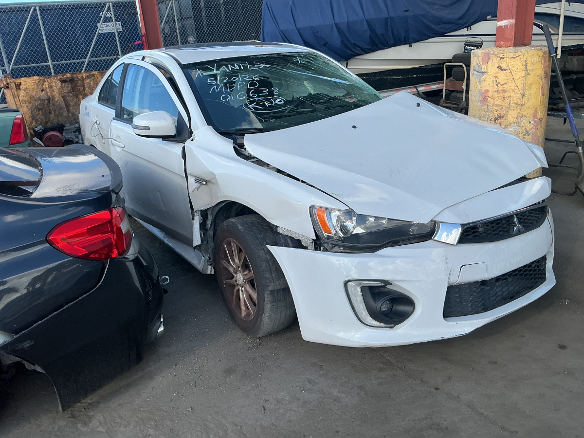 Photo of 2016 Mitsubishi Lancer