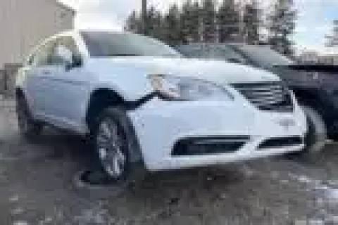 Photo of 2011 Chrysler 200