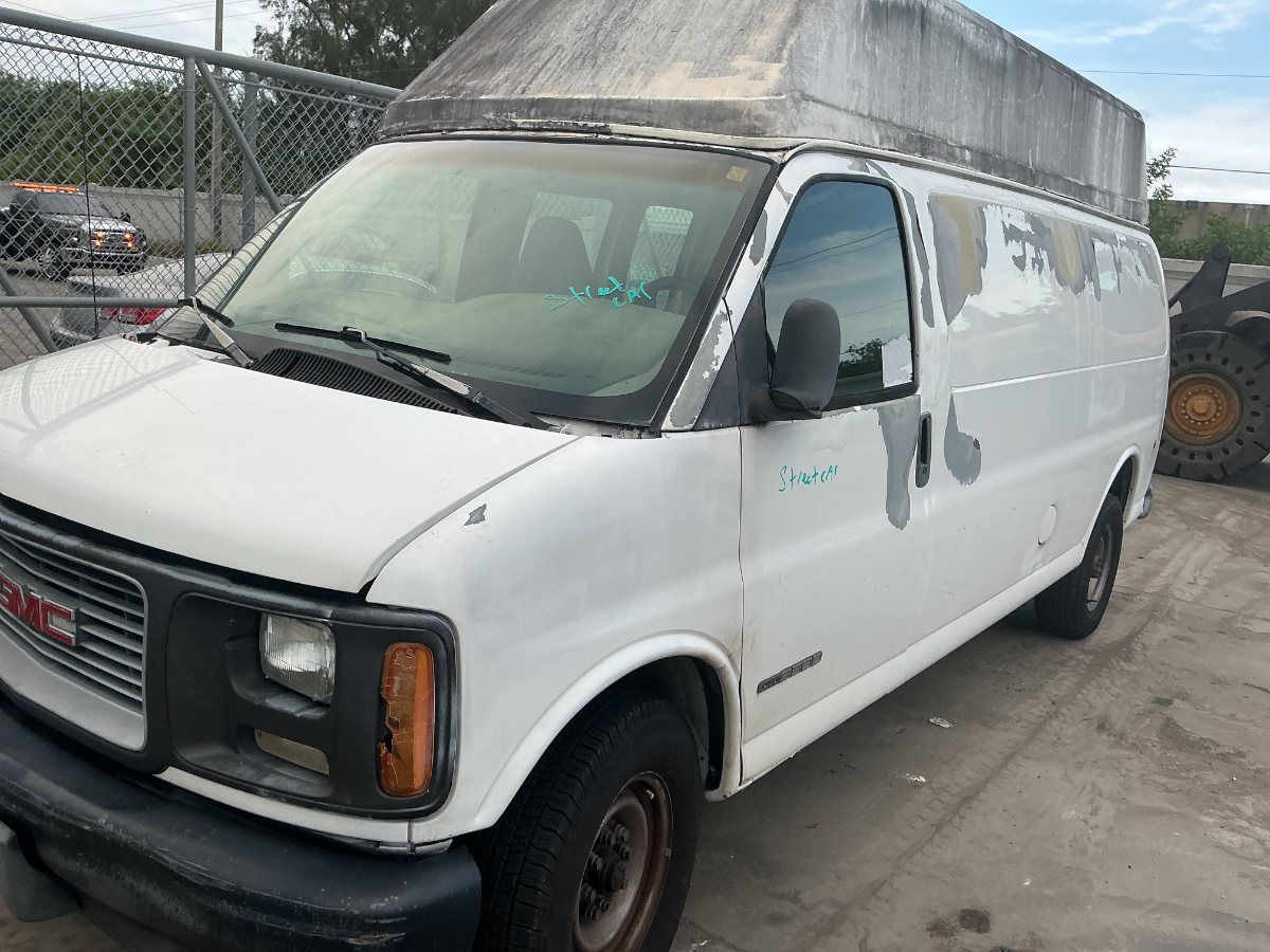 Photo of 2001 Gmc Savana