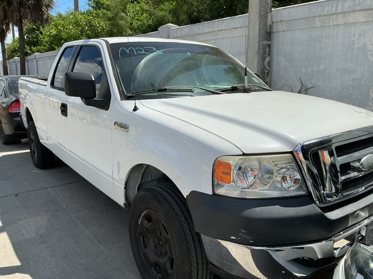 Photo of 2005 Ford F-150
