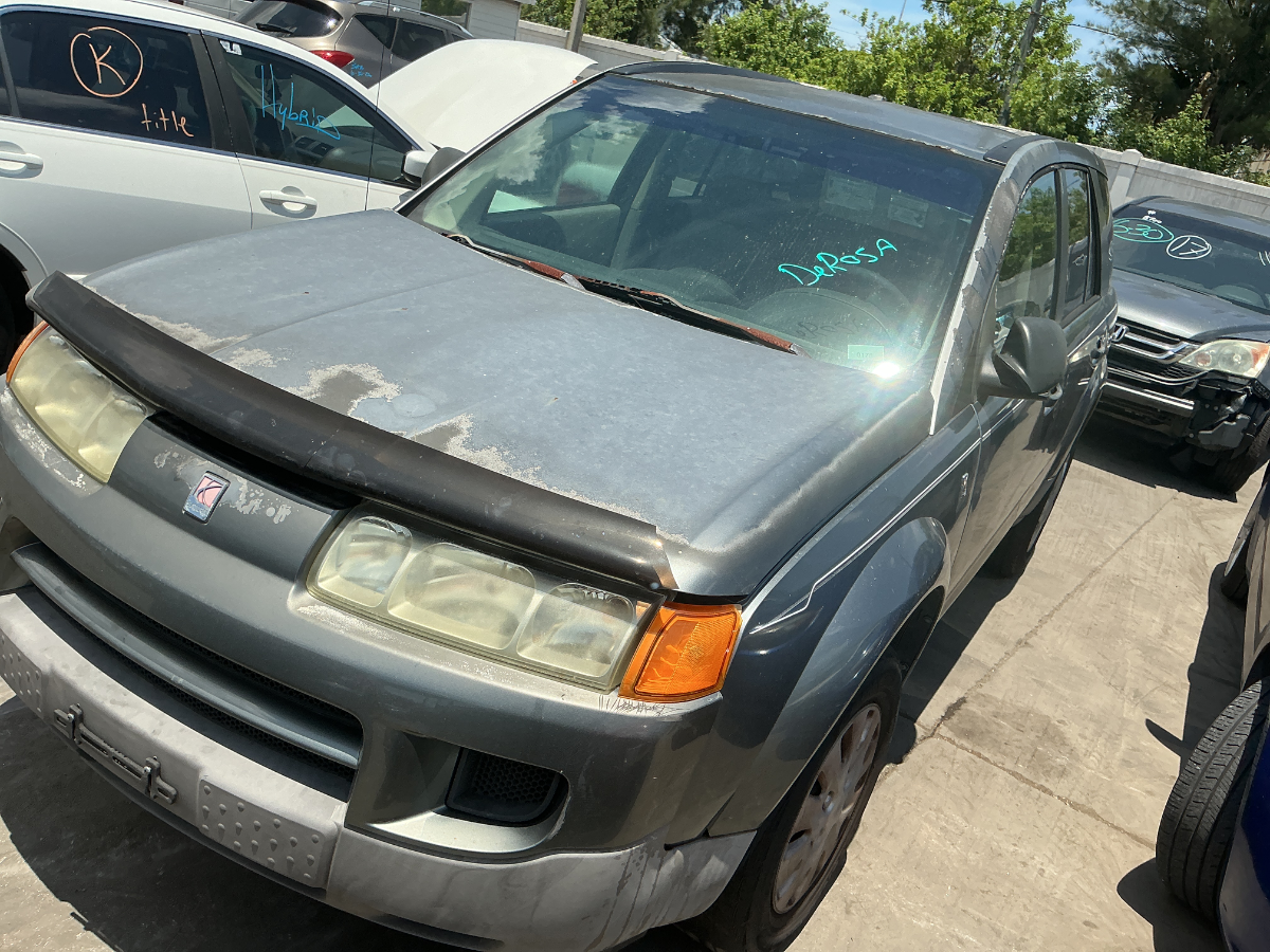 Photo of 2005 Saturn Vue