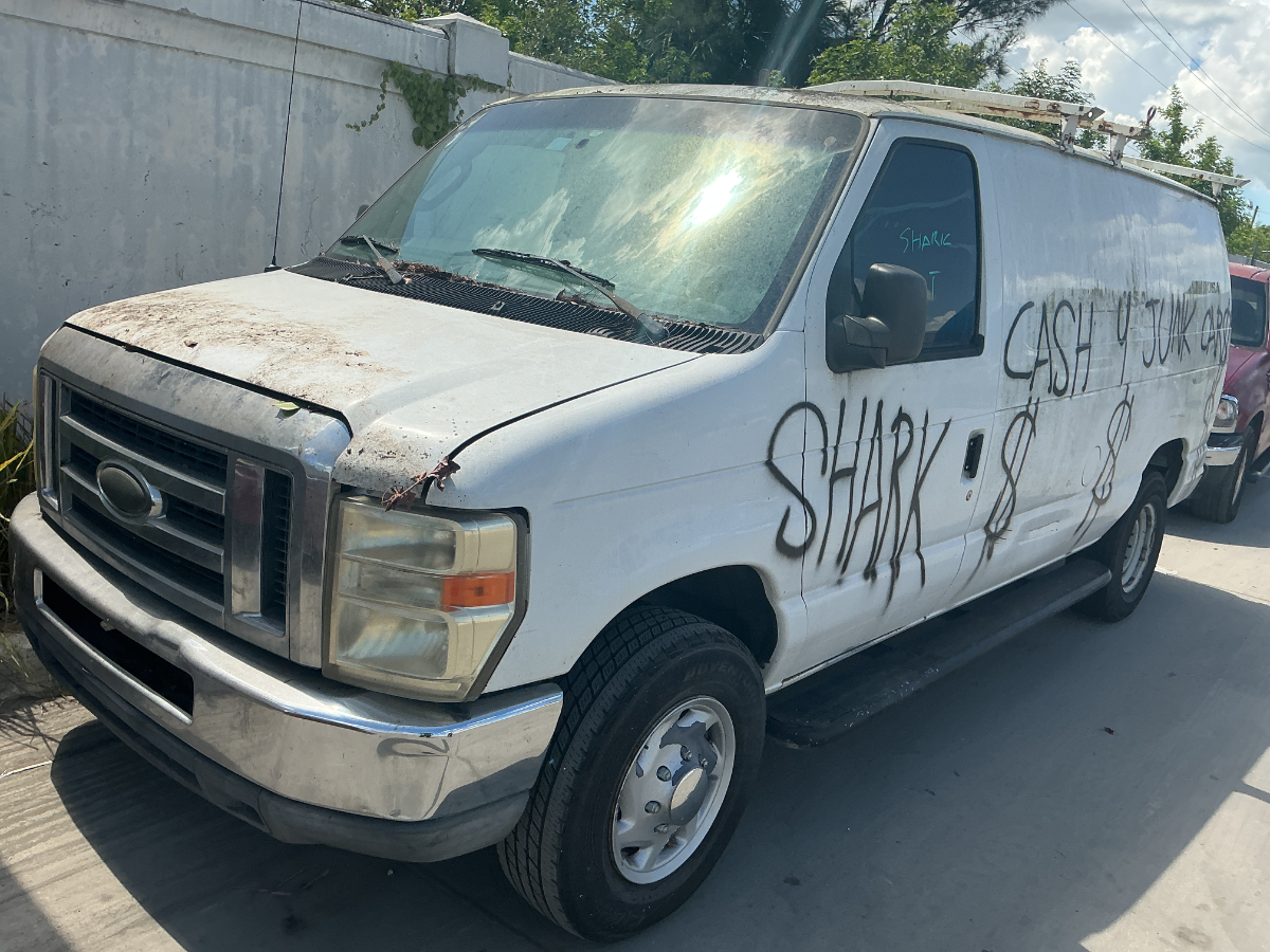 Photo of 2010 Ford Econoline