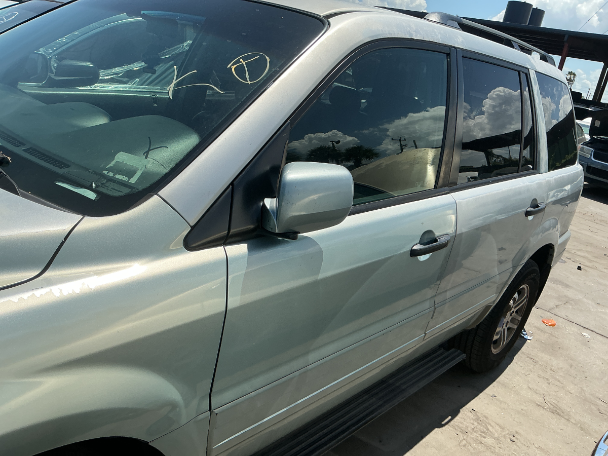Photo of 2003 Honda Pilot