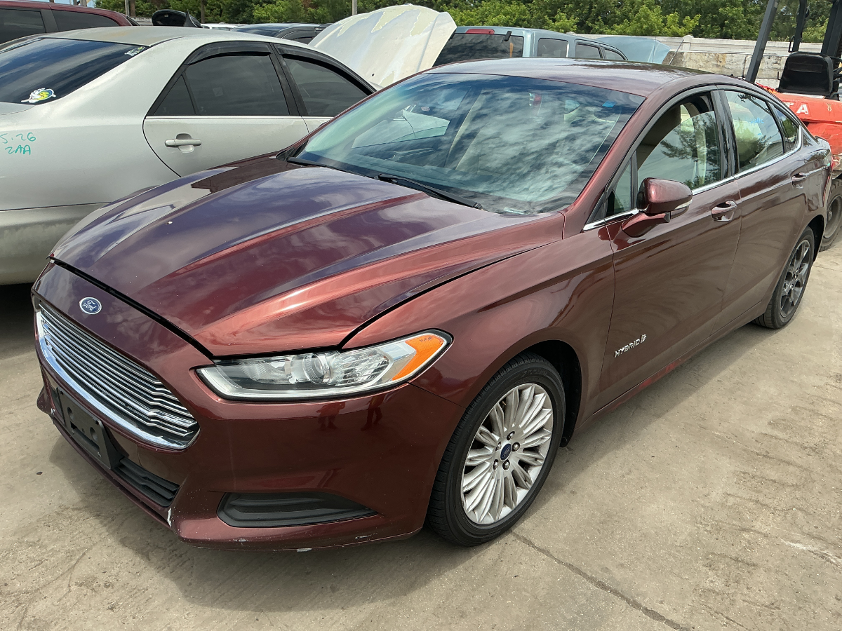 Photo of 2015 Ford Fusion Hybrid