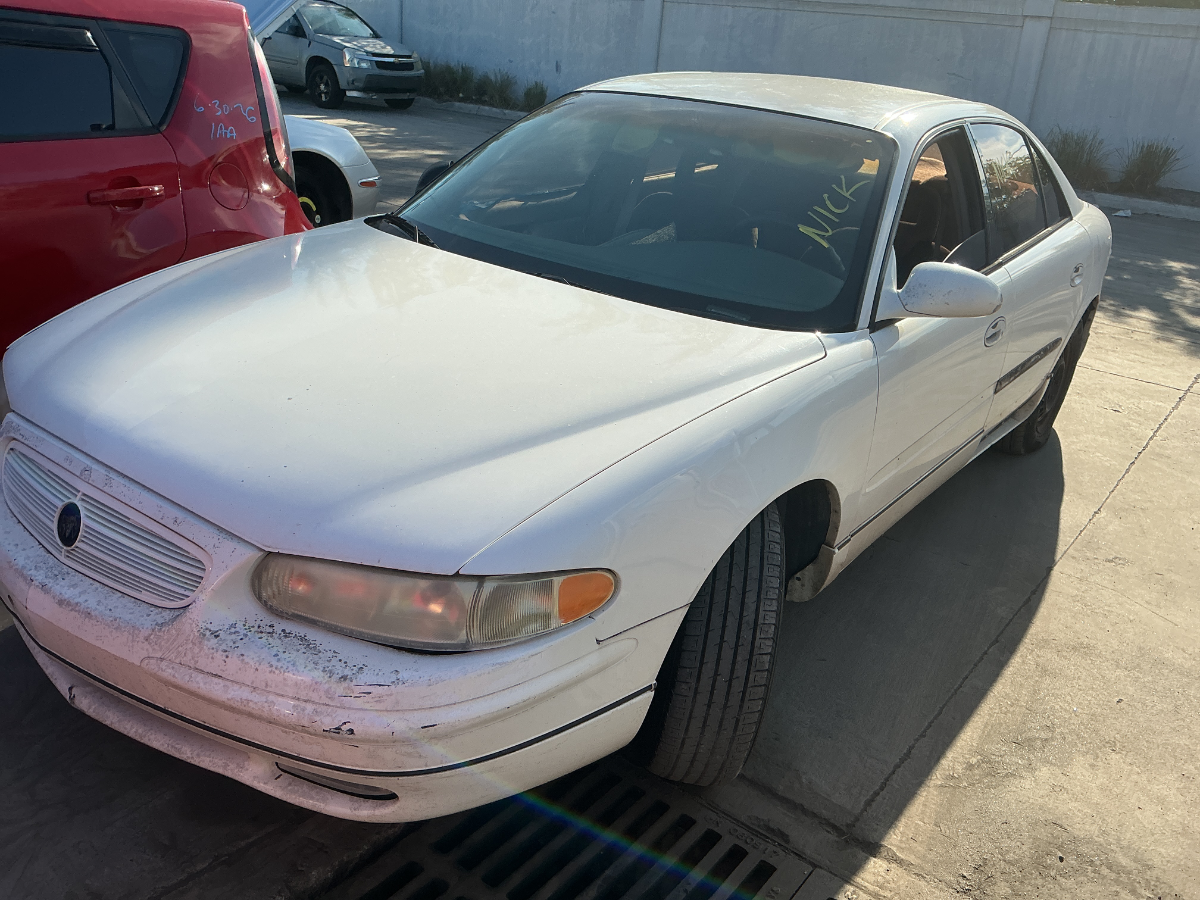 Photo of 2002 Buick Regal