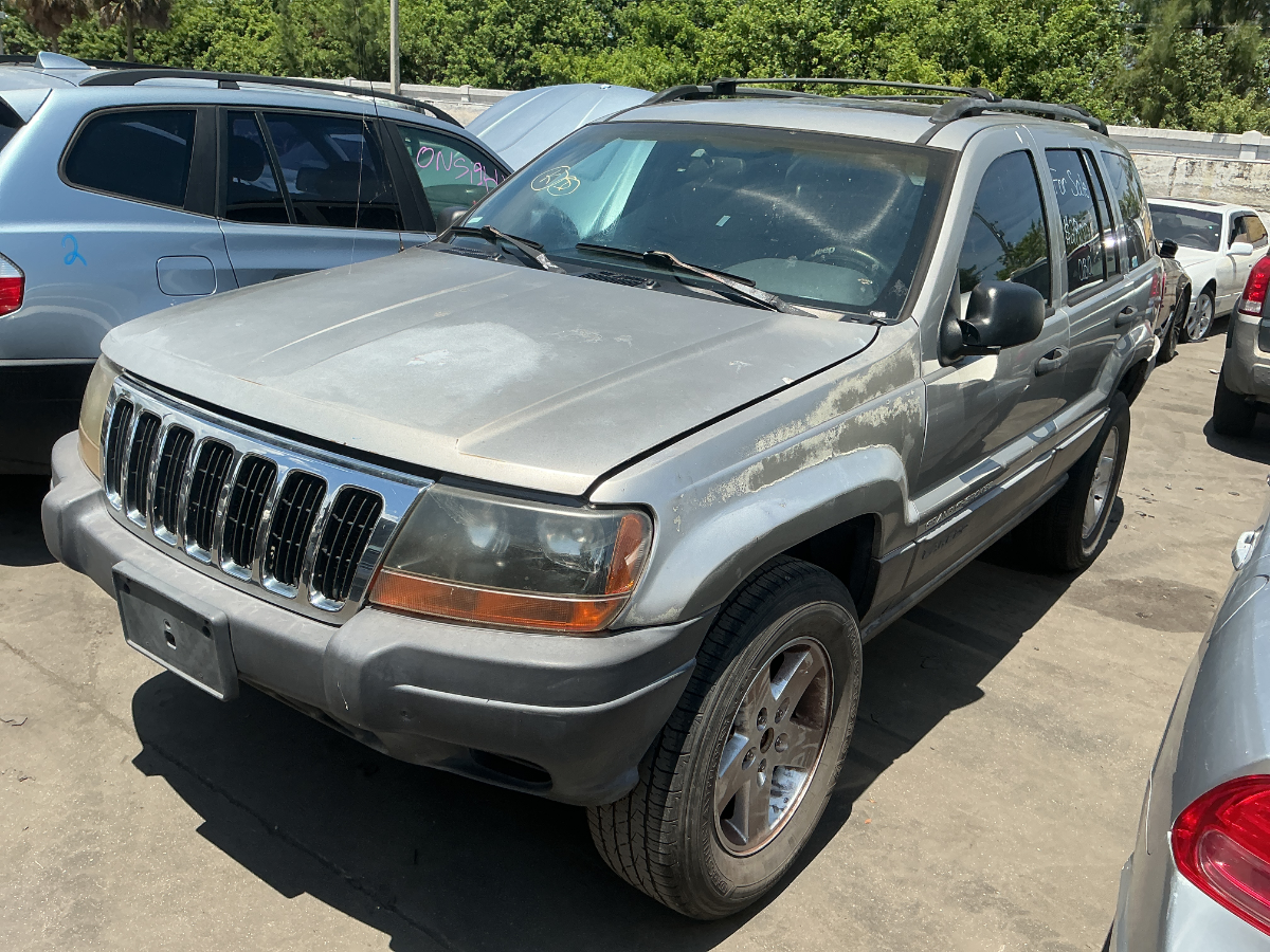 Photo of 2001 Jeep Grand Cherokee