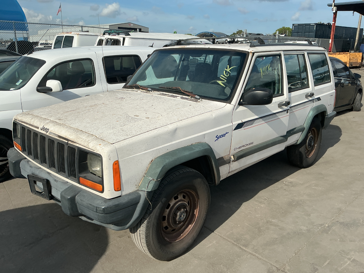 Photo of 1997 Jeep Cherokee
