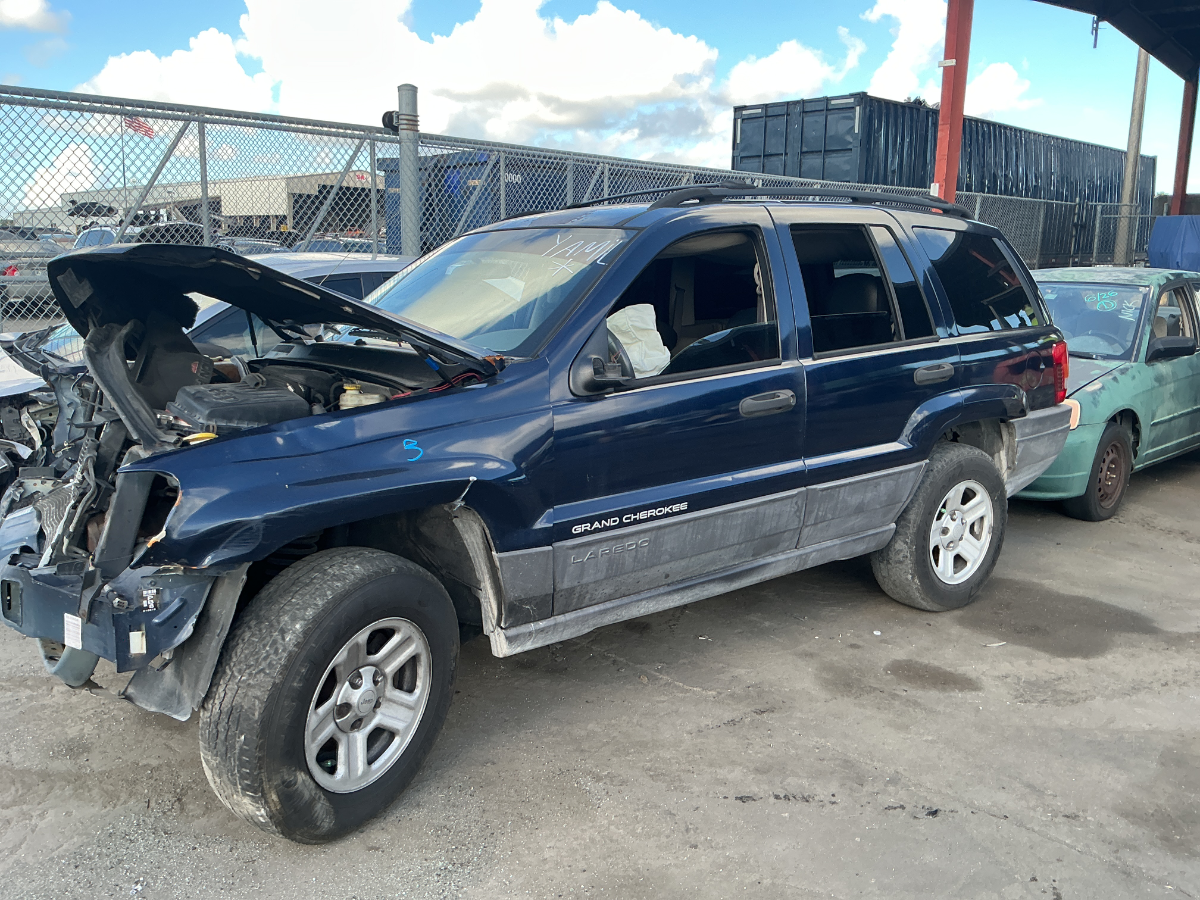 Photo of 2004 Jeep Grand Cherokee