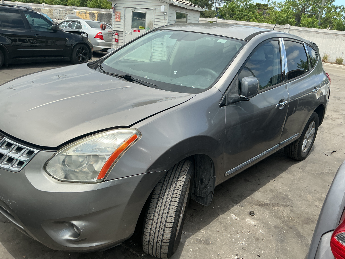 Photo of 2013 Nissan Rogue
