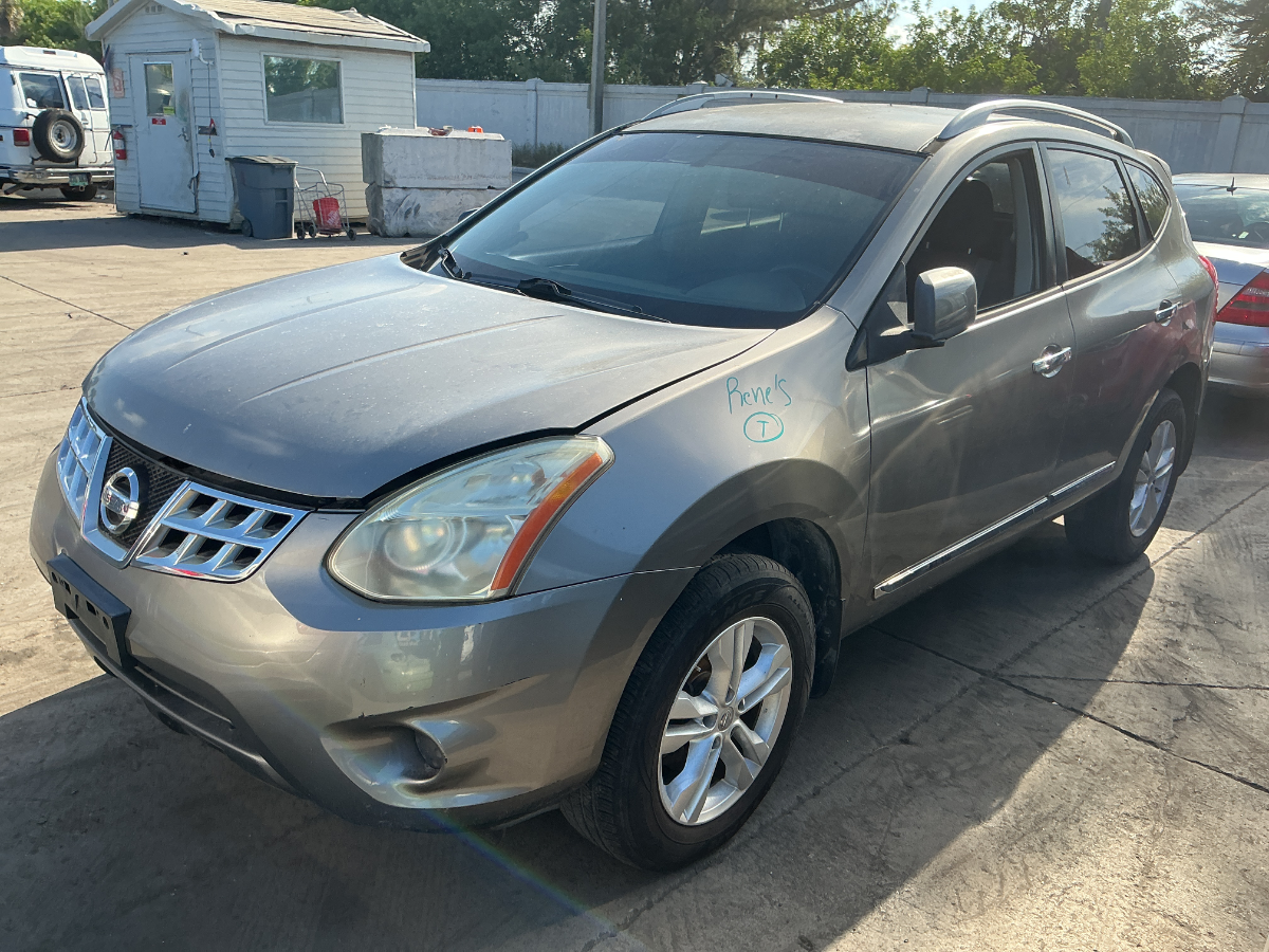 Photo of 2012 Nissan Rogue