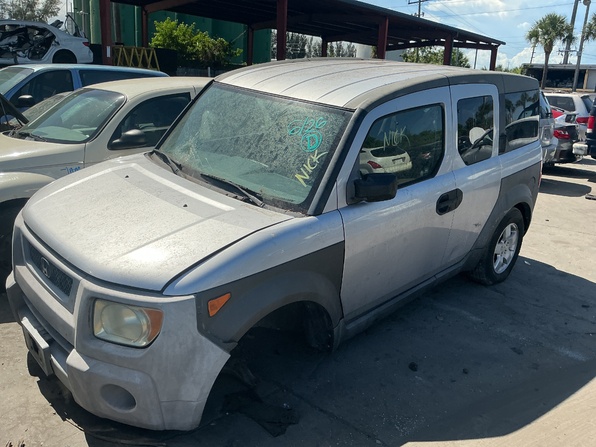 Photo of 2004 Honda Element