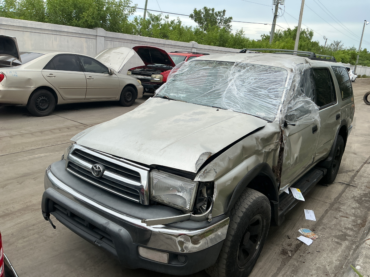 Photo of 1999 Toyota 4Runner