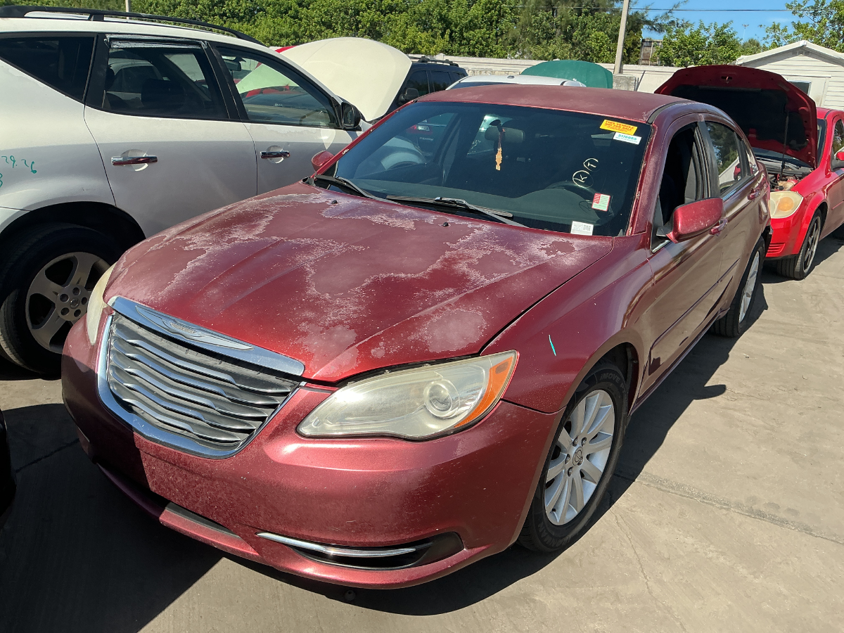 Photo of 2013 Chrysler 200