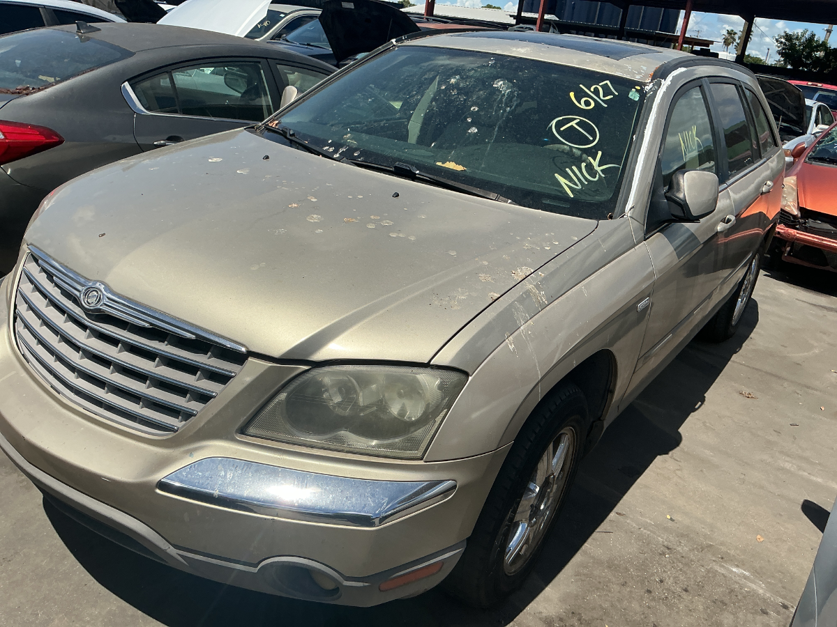 Photo of 2006 Chrysler Pacifica