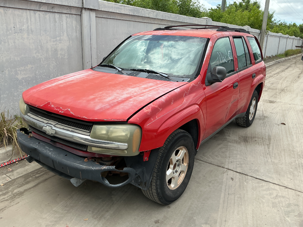Photo of 2002 Chevrolet Trailblazer