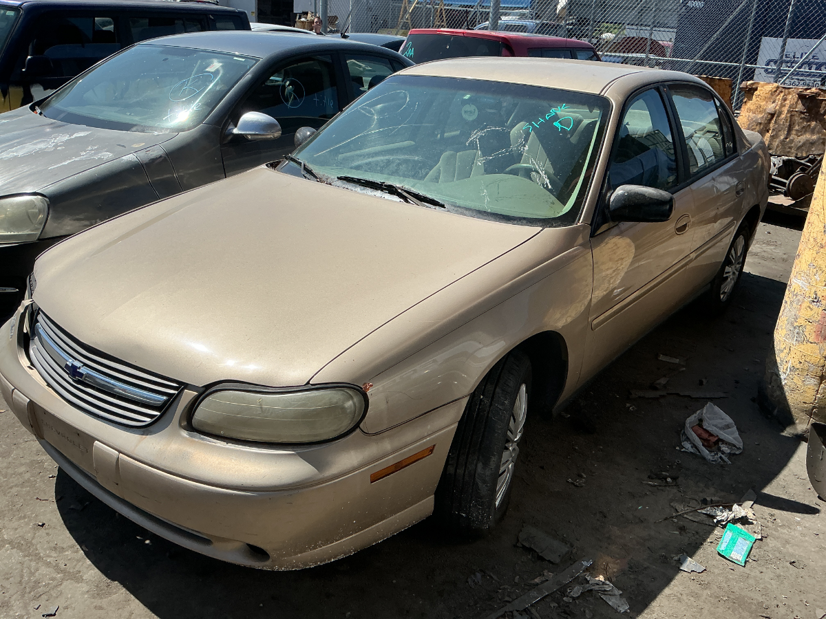 Photo of 2001 Chevrolet Malibu