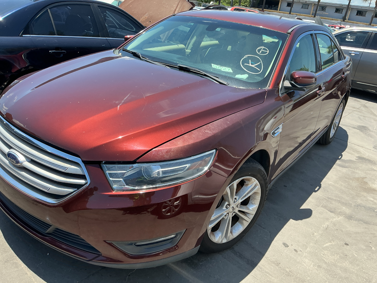 Photo of 2016 Ford Taurus
