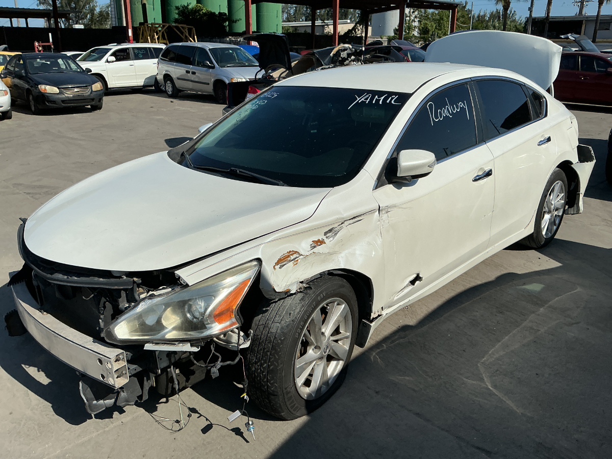 Photo of 2014 Nissan Altima