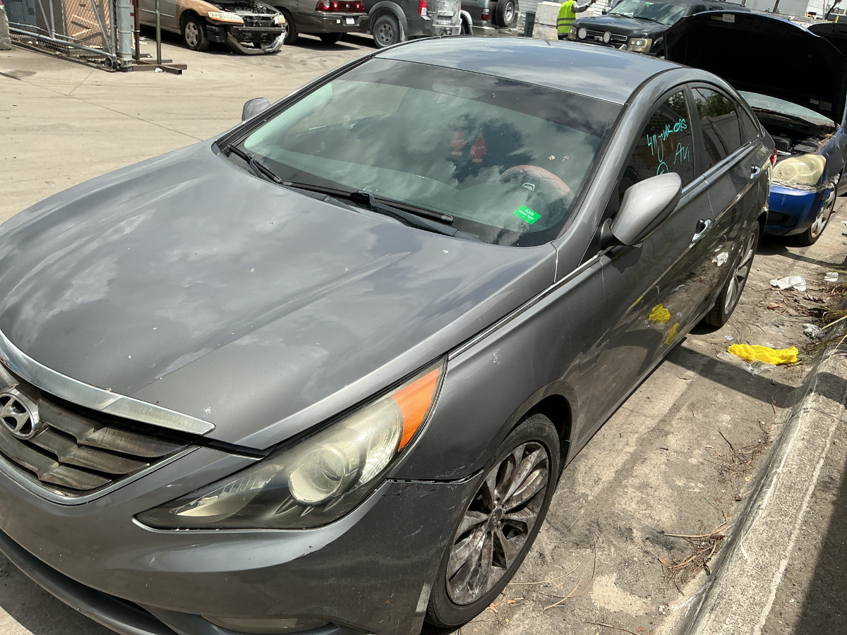 Photo of 2011 Hyundai Sonata