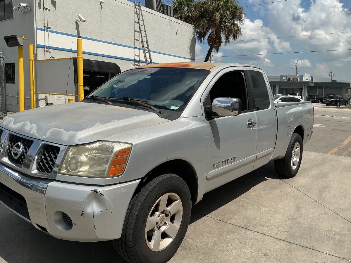 Photo of 2005 Nissan Titan
