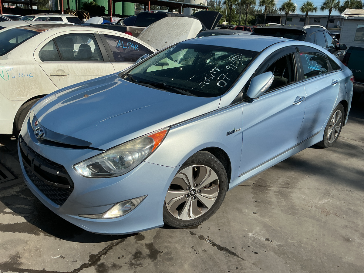 Photo of 2013 Hyundai Sonata Hybrid