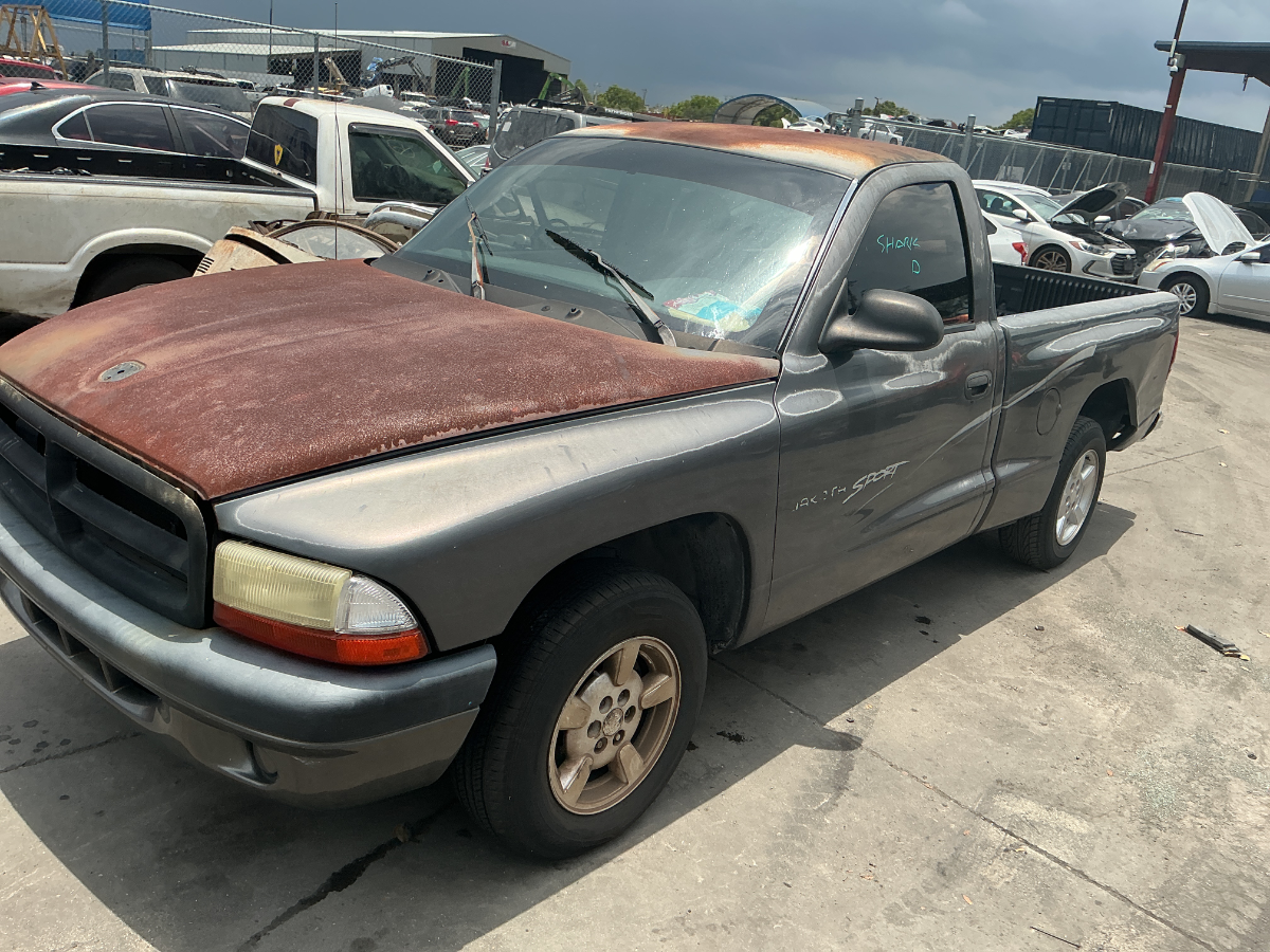 Photo of 2001 Dodge Dakota