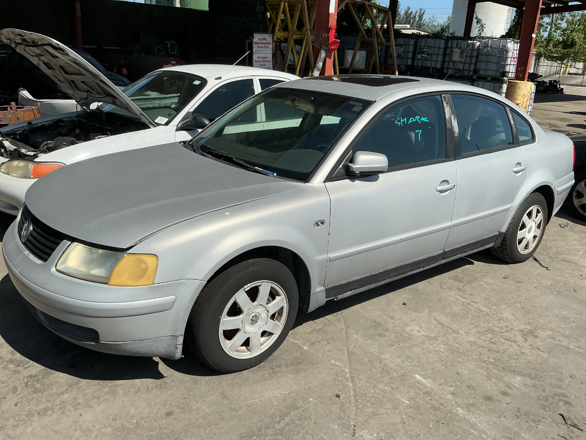 Photo of 2000 Volkswagen Passat