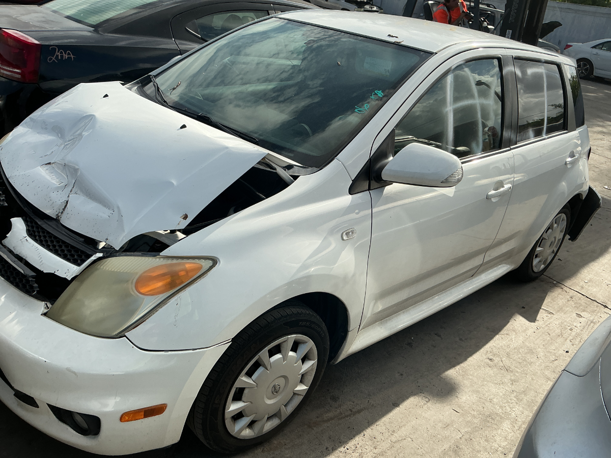 Photo of 2006 Scion Xa