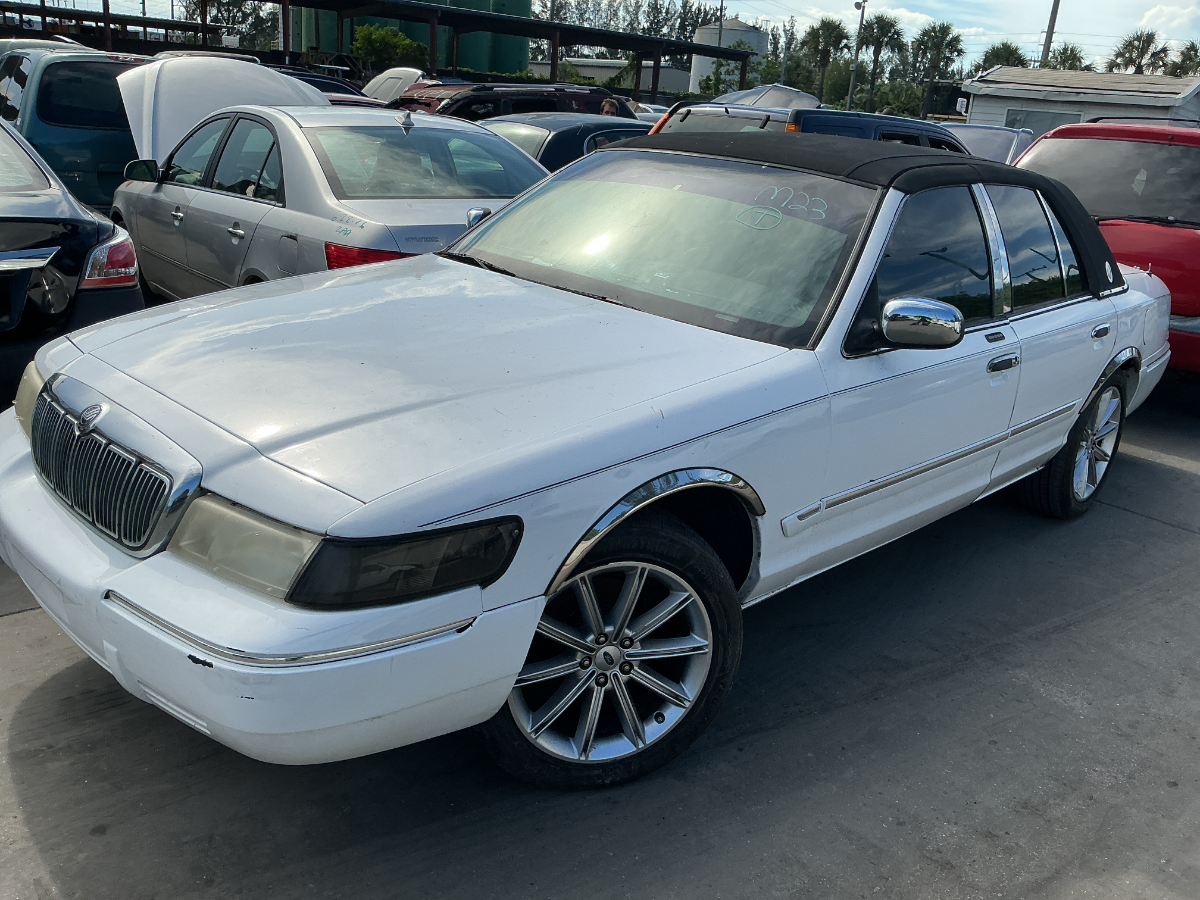 Photo of 2001 Mercury Grand Marquis