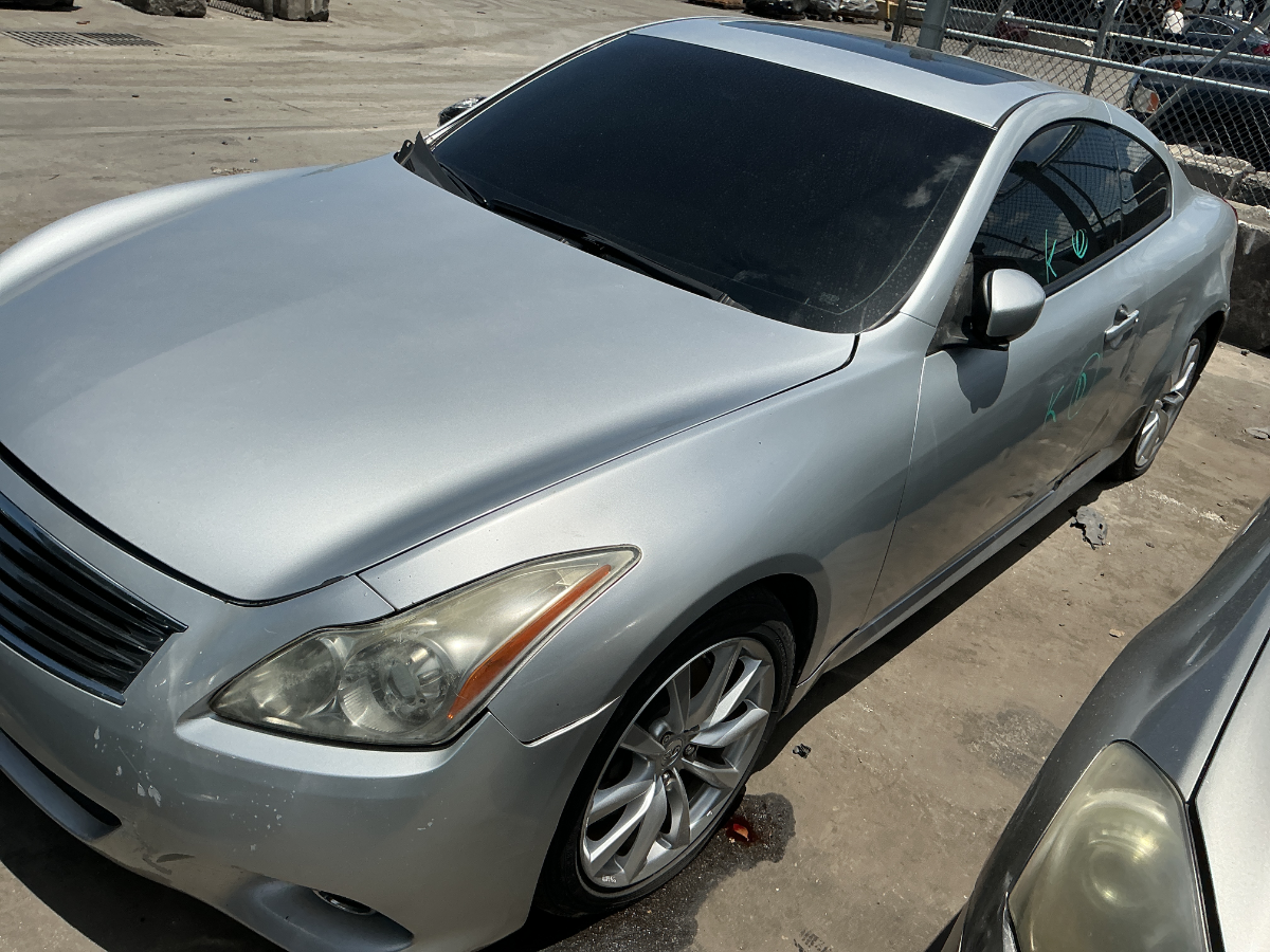 Photo of 2012 Infiniti G37