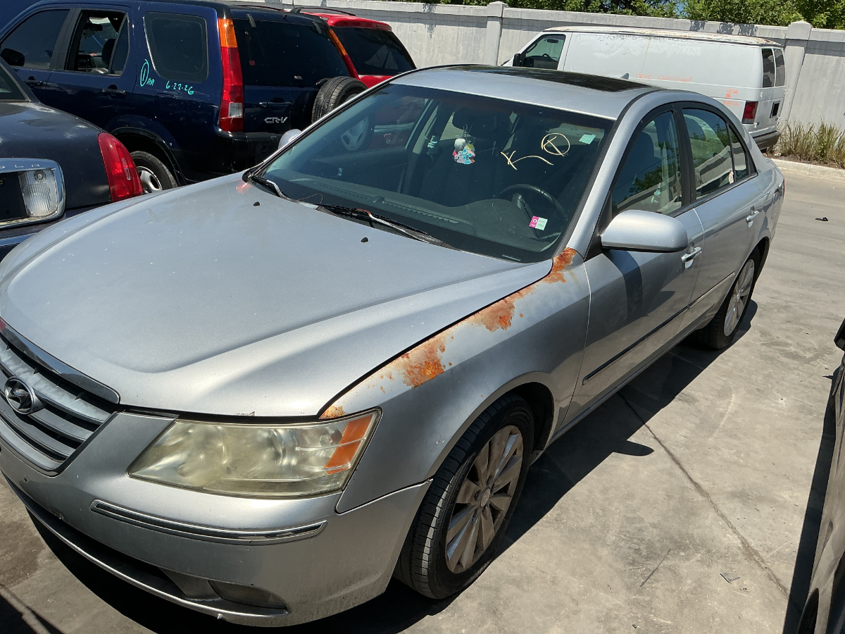 Photo of 2009 Hyundai Sonata
