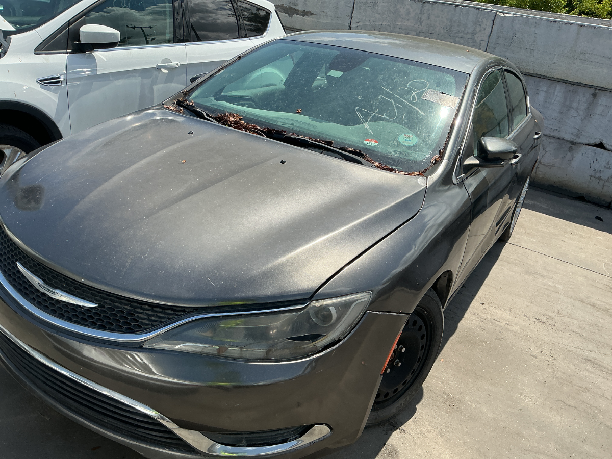Photo of 2015 Chrysler 200