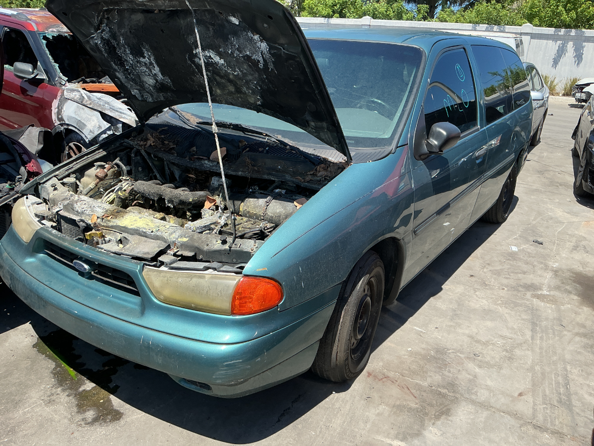 Photo of 1998 Ford Windstar