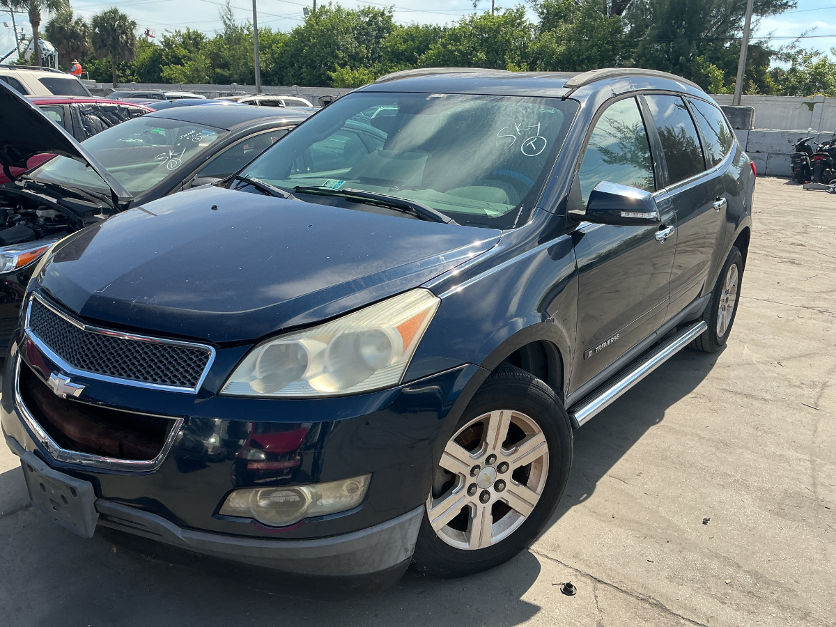 Photo of 2009 Chevrolet Traverse