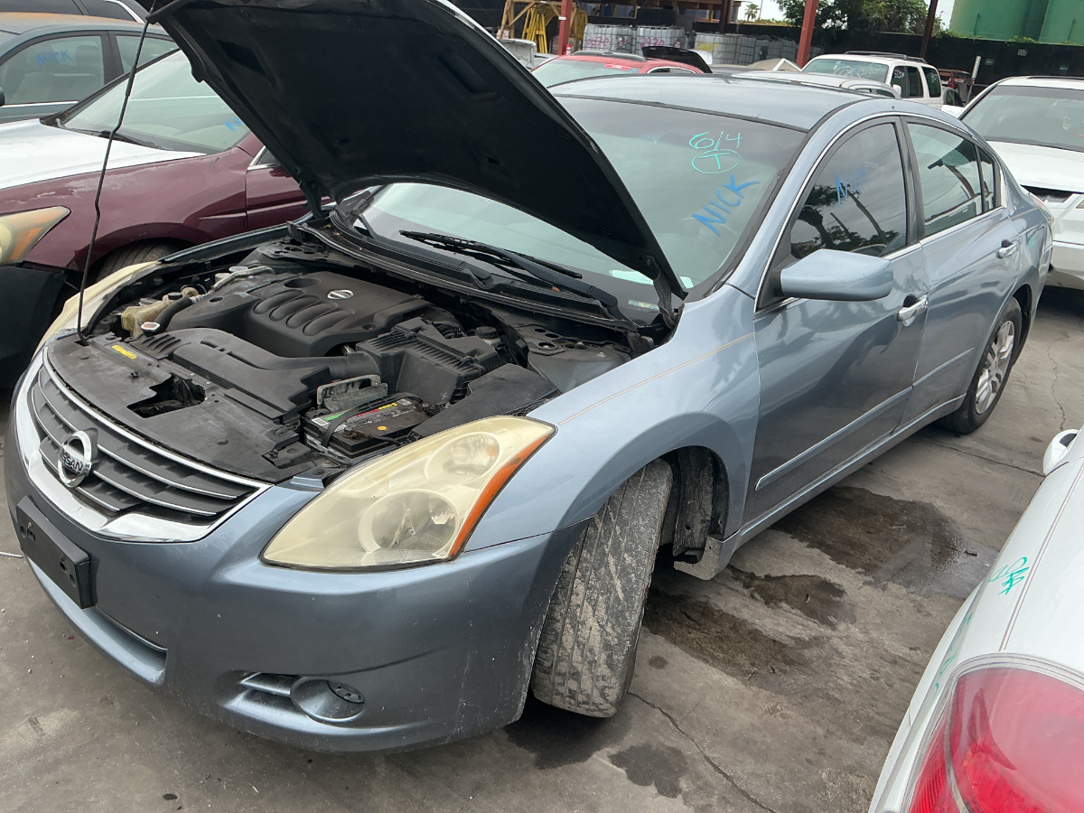 Photo of 2012 Nissan Altima