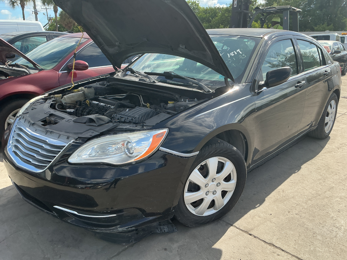 Photo of 2012 Chrysler 200