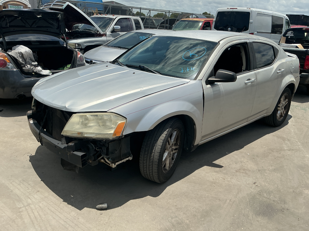Photo of 2009 Dodge Avenger