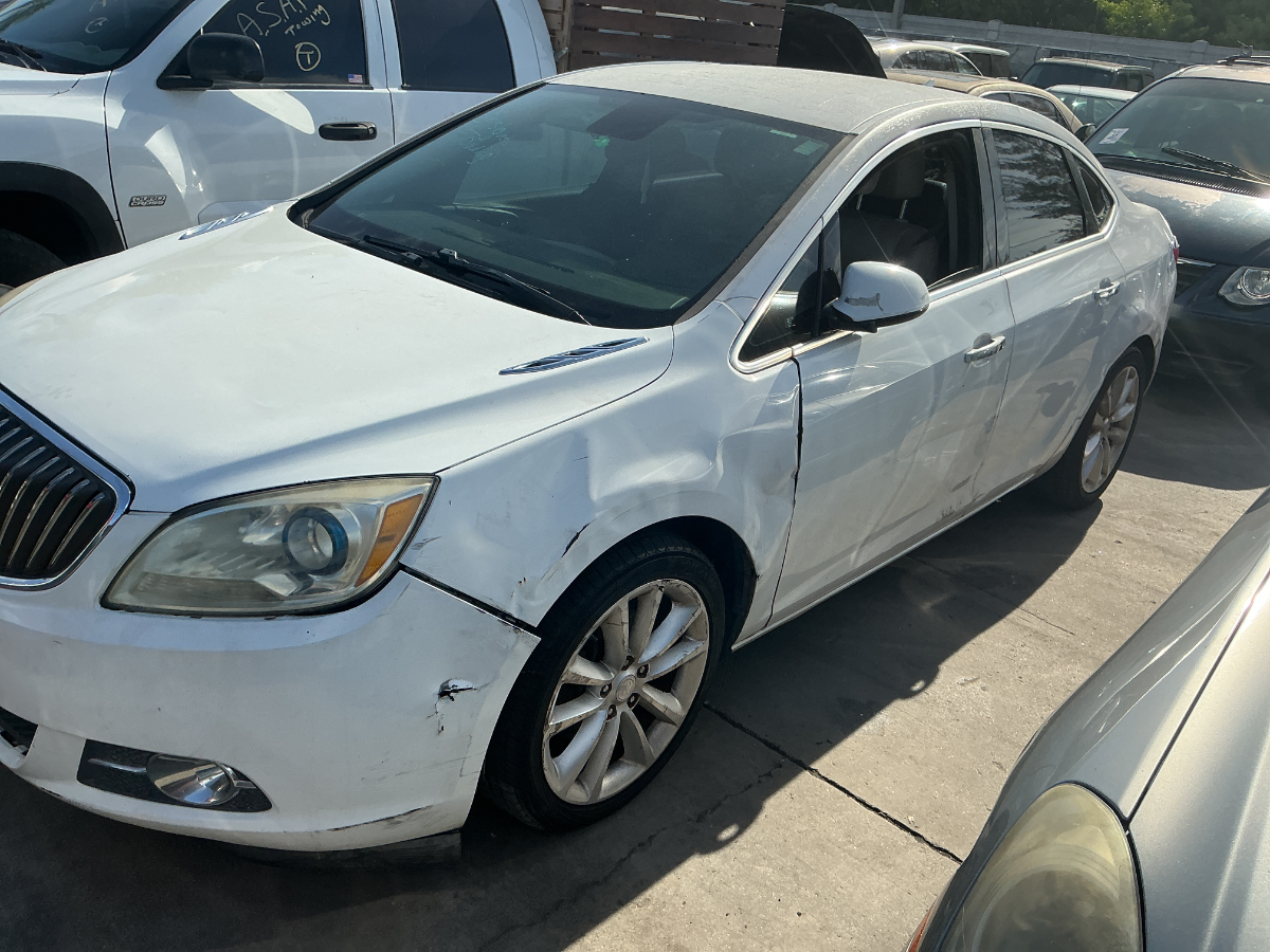 Photo of 2013 Buick Verano