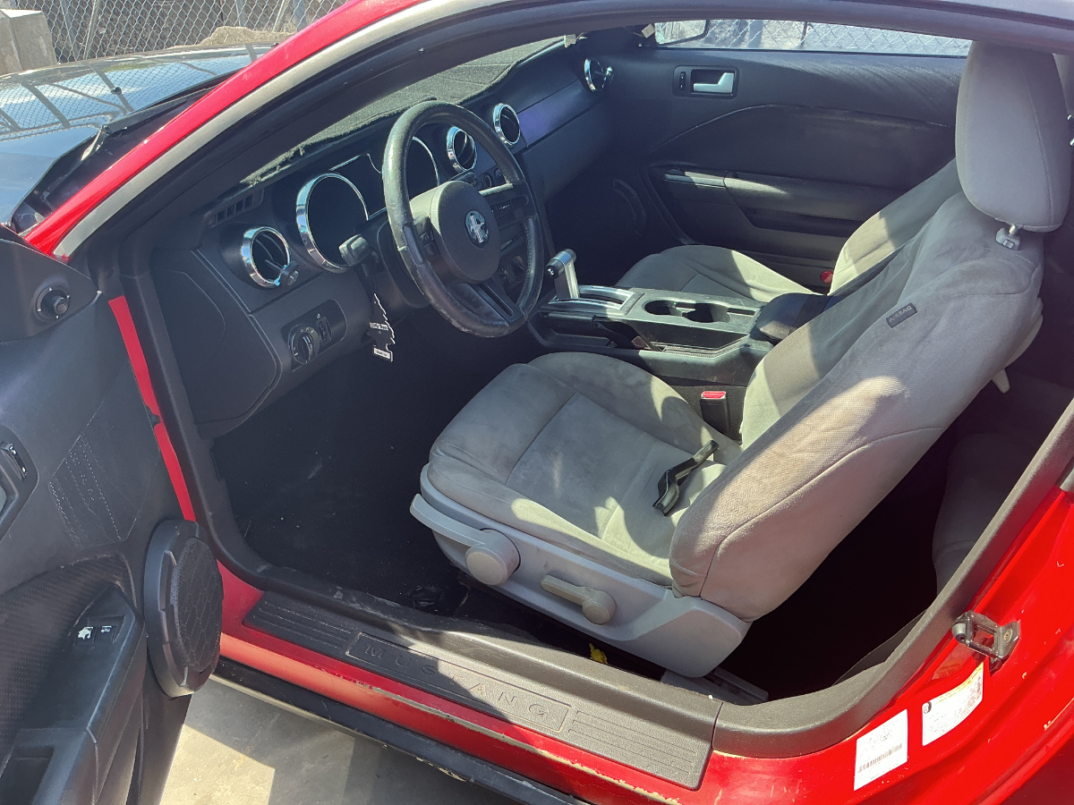 Photo of 2005 Ford Mustang