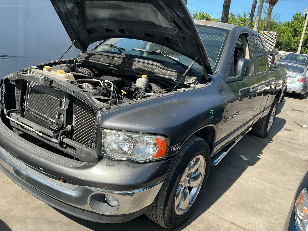 Photo of 2004 Dodge Ram Pickup