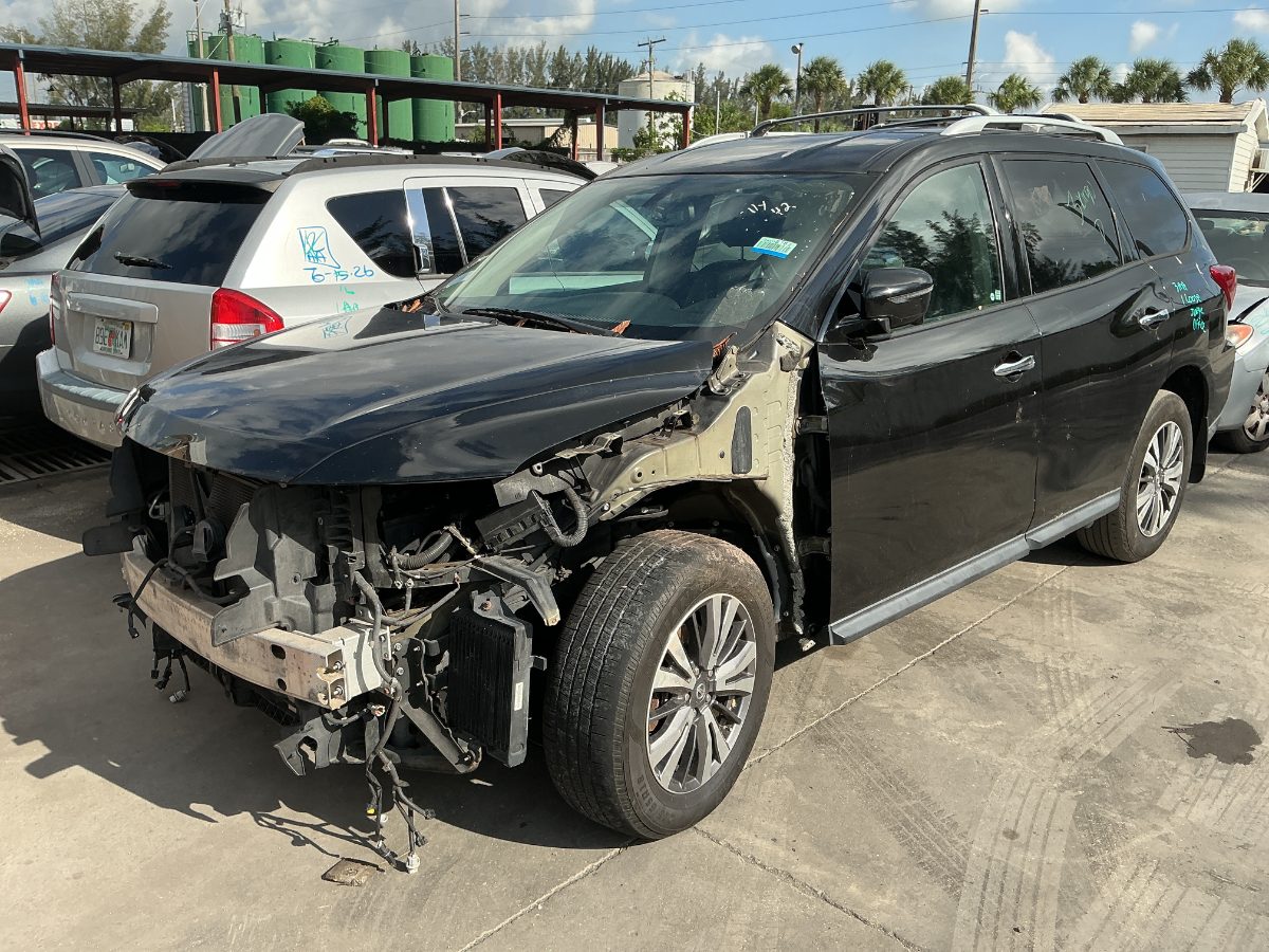Photo of 2017 Nissan Pathfinder