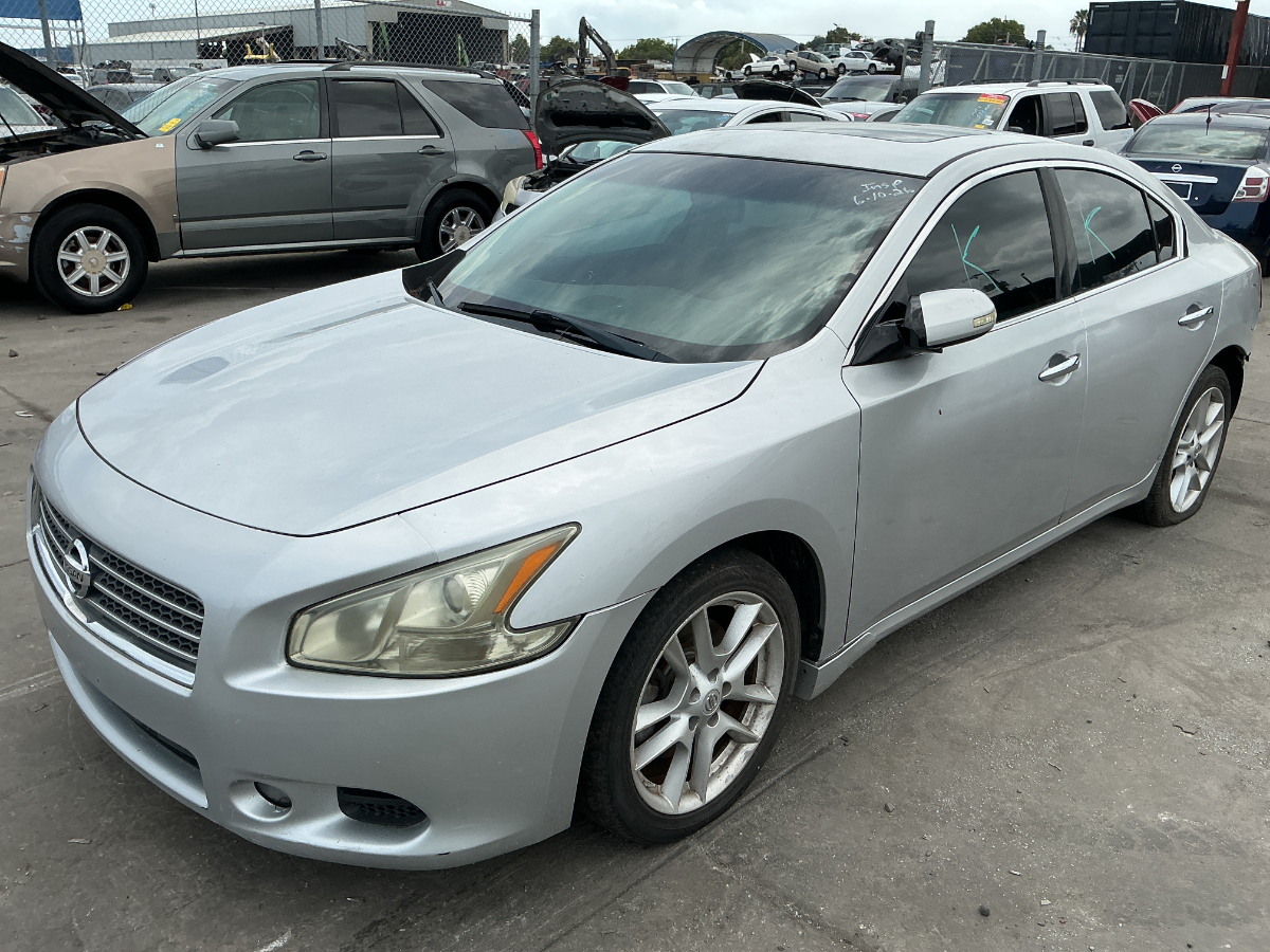 Photo of 2011 Nissan Maxima